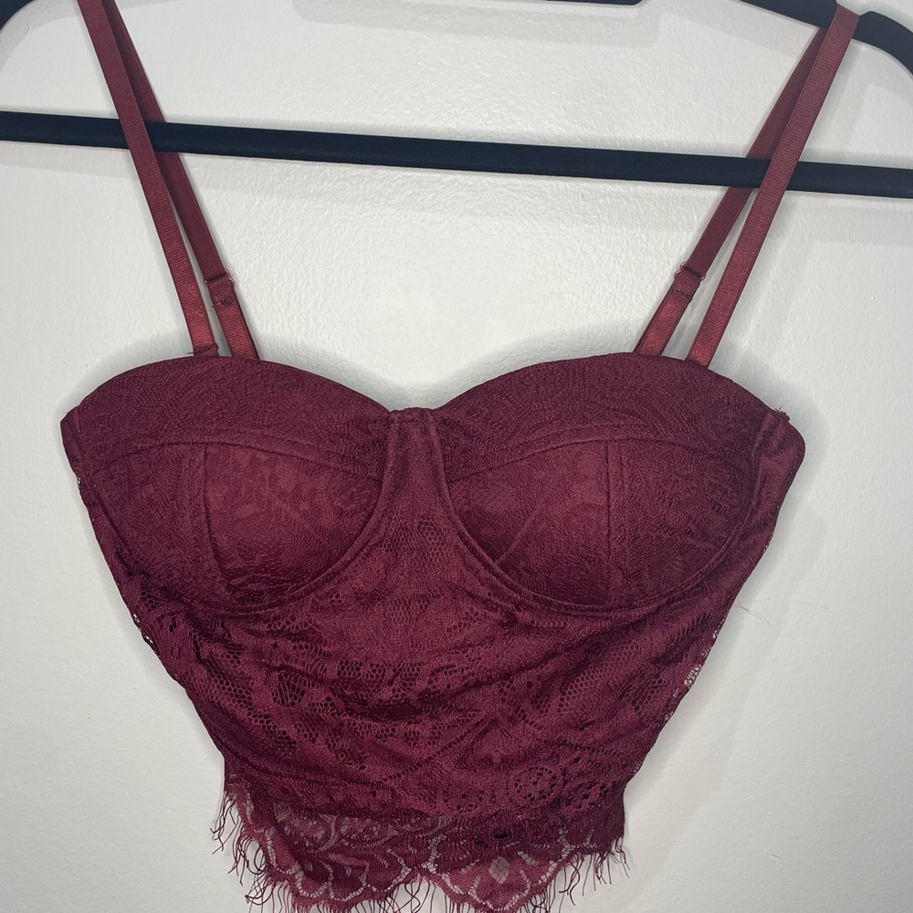 Fashion Nova Bralette Top Burgundy sz S Lace
